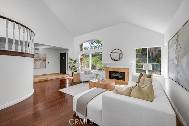 Detail Gallery Image 4 of 41 For 24845 Avenida Asoleada, Calabasas,  CA 91302 - 4 Beds | 3 Baths