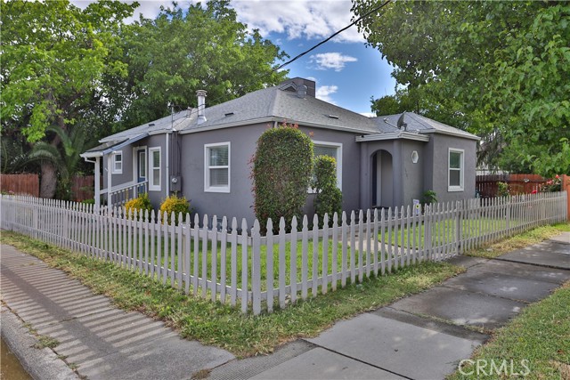 Detail Gallery Image 1 of 33 For 1201 South St, Corning,  CA 96021 - 5 Beds | 1/1 Baths