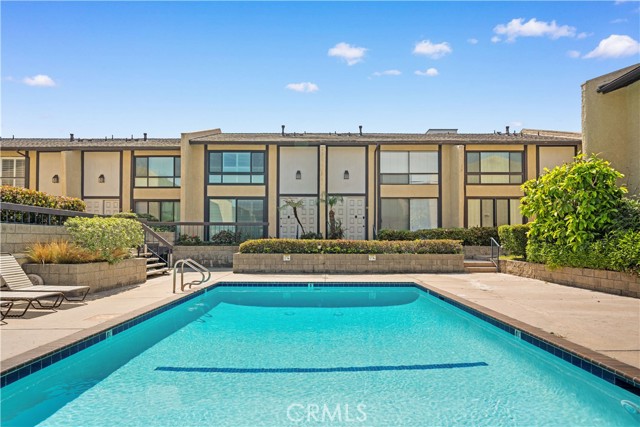 Detail Gallery Image 42 of 57 For 3520 Maricopa #1,  Torrance,  CA 90503 - 3 Beds | 3 Baths