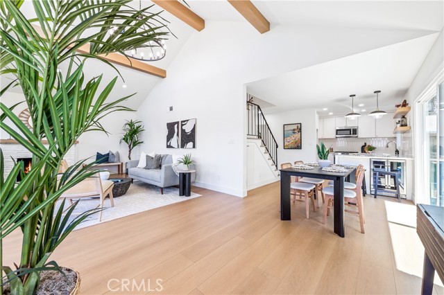 5309 E Appian Way, Long Beach CA: https://media.crmls.org/medias/7fe82cff-f6dc-42ef-864e-27cc23ec7a4d.jpg