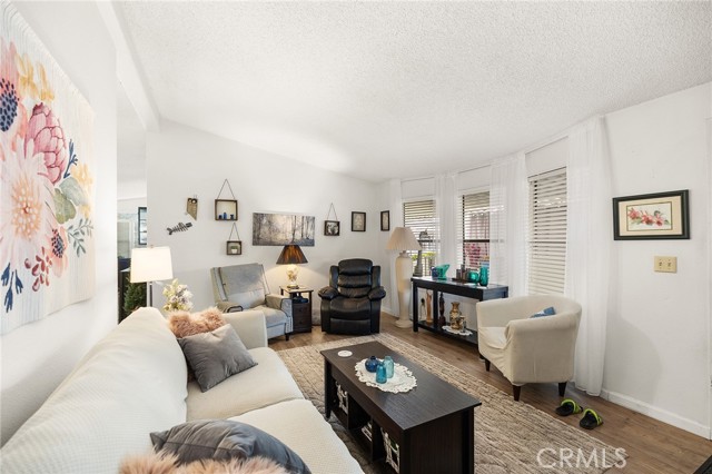 Detail Gallery Image 11 of 35 For 530 W Devonshire Ave #23,  Hemet,  CA 92543 - 3 Beds | 2 Baths