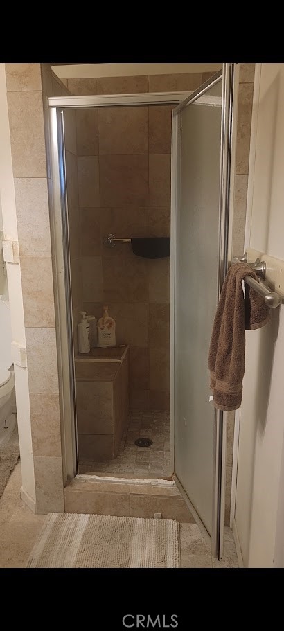https://media.crmls.org/medias/7fe9a6fd-de59-47ba-85a9-43dacf49d411.jpg?preset=X-Large
