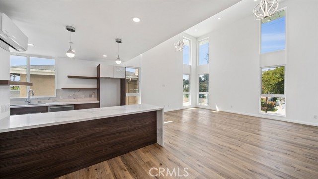 2306 Aviation Boulevard, Redondo Beach, California 90278, 4 Bedrooms Bedrooms, ,5 BathroomsBathrooms,Residential,Sold,Aviation,PV21199795