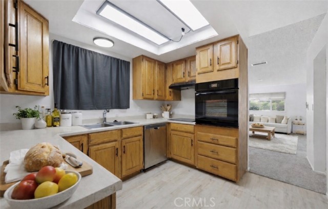 Detail Gallery Image 6 of 20 For 22745 Palm Ave #H,  Grand Terrace,  CA 92313 - 3 Beds | 2 Baths