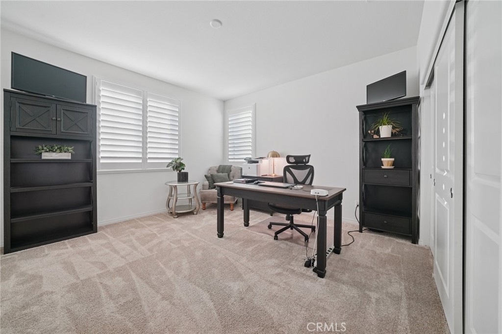 MLS #IV25222698 image #21