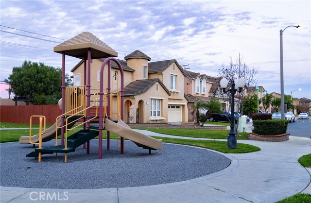 Detail Gallery Image 46 of 48 For 276 Cambria, Carson,  CA 90745 - 4 Beds | 3 Baths