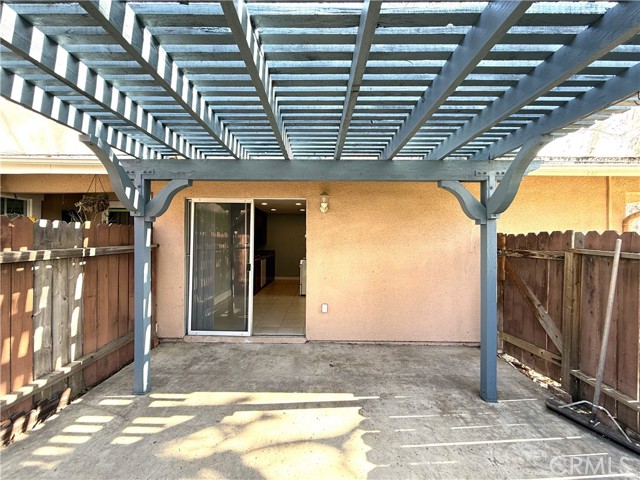 Detail Gallery Image 9 of 15 For 1315 via Santiago a,  Corona,  CA 92882 - 2 Beds | 1 Baths