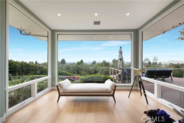1525 Ramona Drive, Camarillo CA: https://media.crmls.org/medias/7fed39bd-1968-46e3-83d6-3f20d1059fa3.jpg