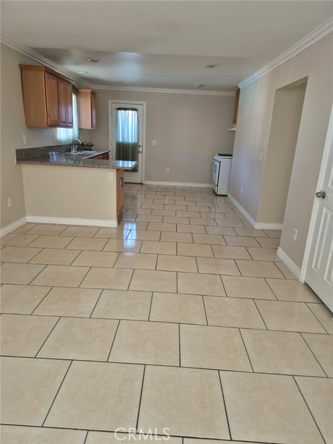 Detail Gallery Image 7 of 22 For 1612 Mullender #2,  La Puente,  CA 91744 - 2 Beds | 1 Baths