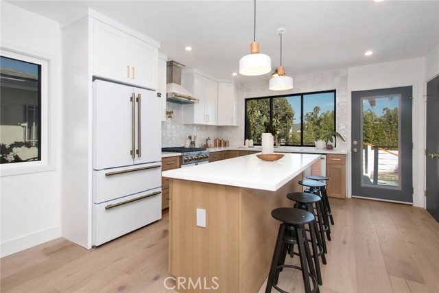 5126 Chesley Avenue, Los Angeles CA: https://media.crmls.org/medias/7fee25a5-710a-4991-aad0-6b133110c7c1.jpg