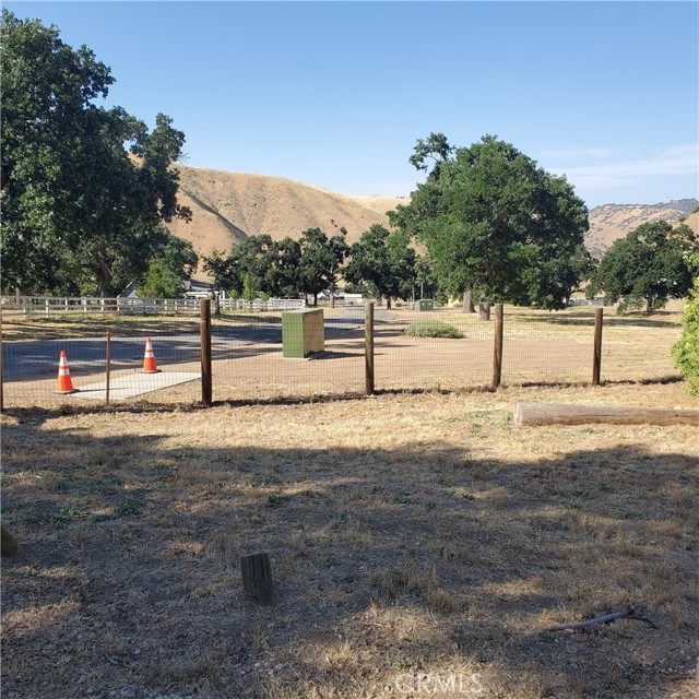 Detail Gallery Image 4 of 6 For 3020 Lebec Oaks Rd, Lebec,  CA 93243 - 3 Beds | 3/1 Baths