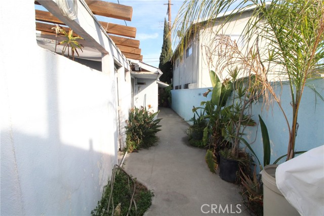 6271 Cherry Avenue, Long Beach, California 90805, 3 Bedrooms Bedrooms, ,1 BathroomBathrooms,Single Family Residence,For Sale,Cherry,OC25022542