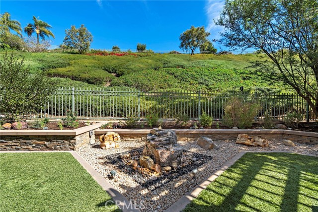 Detail Gallery Image 22 of 68 For 36 Glen Echo, Rancho Santa Margarita,  CA 92679 - 5 Beds | 3/1 Baths