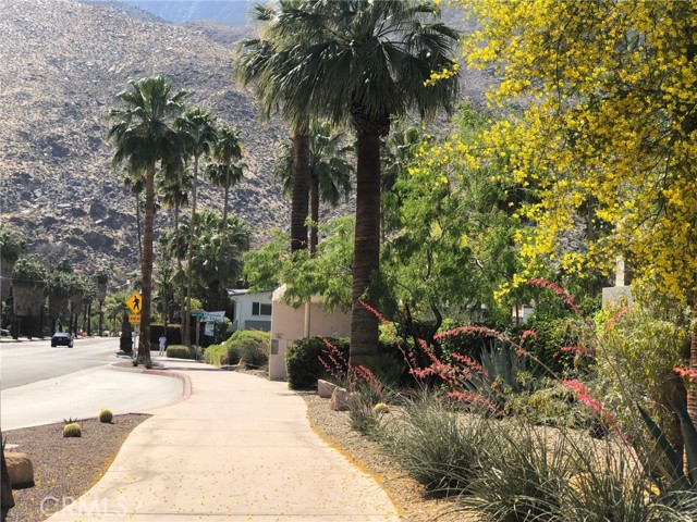 Detail Gallery Image 43 of 43 For 1010 E Palm Canyon Dr #203,  Palm Springs,  CA 92264 - 2 Beds | 2 Baths