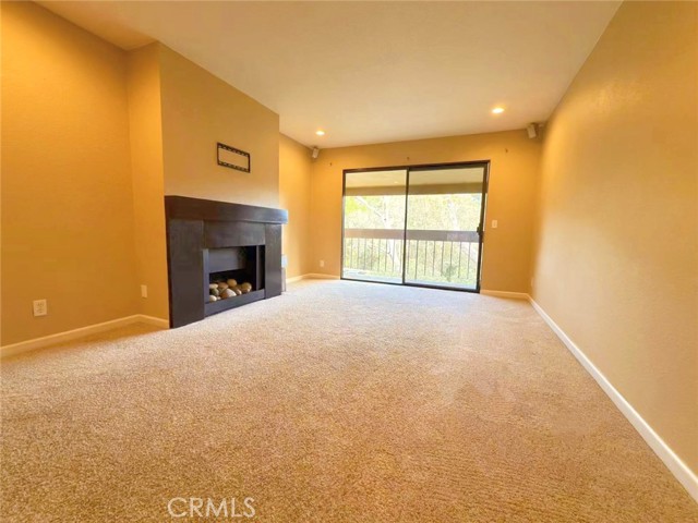 Detail Gallery Image 14 of 34 For 2308 Golden Oaks Ln, Monterey,  CA 93940 - 2 Beds | 1 Baths