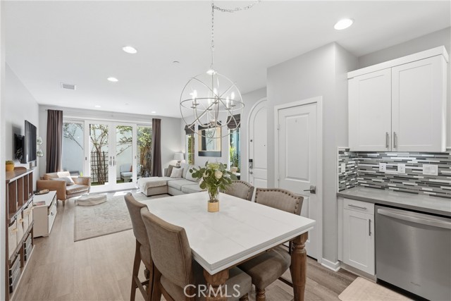 5573 Palm Hawthorne CA