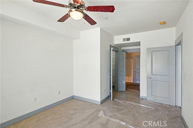 24585 Town Center Drive, Valencia CA: https://media.crmls.org/medias/7ff0cade-c0ae-4839-bf58-b0405e7f59d9.jpg