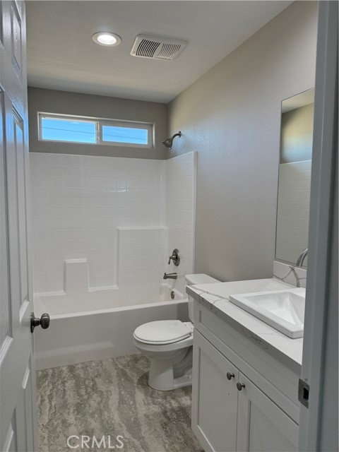 Detail Gallery Image 20 of 30 For 17796 Valencia St, Hesperia,  CA 92345 - 4 Beds | 2/1 Baths
