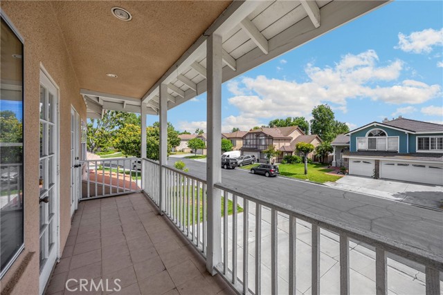 4350 Bennington Court, Chino CA: https://media.crmls.org/medias/7ff123fd-73f2-415a-b6ec-f3d0ce5ec8d1.jpg