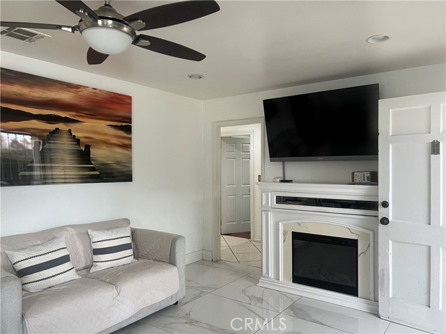 9940 Haines Canyon Ave, Los Angeles, CA 91042 photo 9