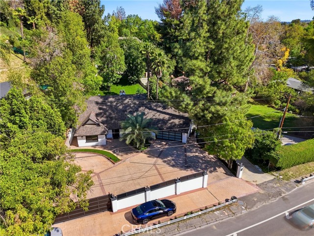 Detail Gallery Image 43 of 44 For 5836 Winnetka Ave, Woodland Hills,  CA 91367 - 4 Beds | 3 Baths