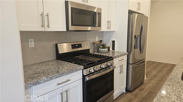 Detail Gallery Image 13 of 40 For 22222 Poppy Ct, Torrance,  CA 90502 - 4 Beds | 4 Baths