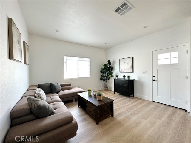 Image 3 for 14081 Carfax Ave, Tustin, CA 92780