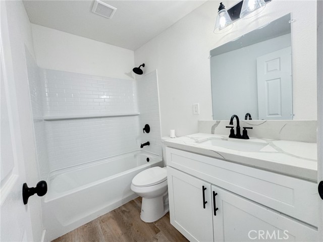 Detail Gallery Image 6 of 22 For 1257 W 9th St, Pomona,  CA 91766 - 5 Beds | 4 Baths