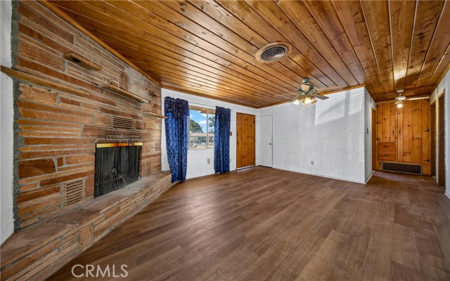 21798 Standing Rock Ave, Apple Valley, CA 92307 photo 6
