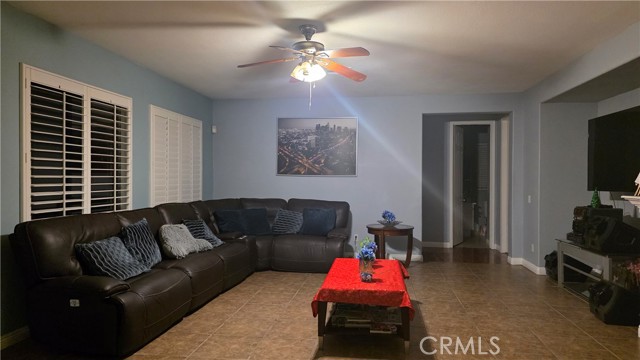 Detail Gallery Image 3 of 6 For 27336 Delphinium, Moreno Valley,  CA 92555 - 4 Beds | 4 Baths