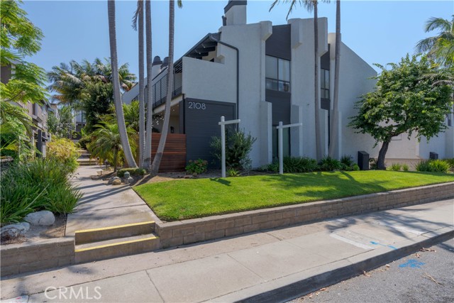 2108 Rockefeller Lane, Redondo Beach, California 90278, 2 Bedrooms Bedrooms, ,3 BathroomsBathrooms,Residential,Sold,Rockefeller,PW21165065