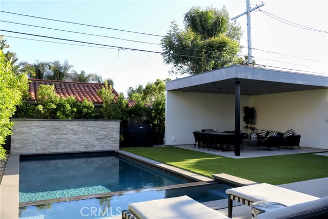 6430 Drexel AVE, Los Angeles CA: https://media.crmls.org/medias/7ff4b7bd-49c2-4da3-9f75-85200f923b14.jpg