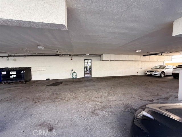1522 S Centinela, Los Angeles CA: https://media.crmls.org/medias/7ff4d11d-892f-4269-9991-c1efccc5b9cf.jpg