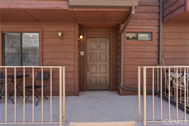 4455 Fulton Avenue, Sherman Oaks CA: https://media.crmls.org/medias/7ff50ef6-10a1-4df9-9371-19515f46f884.jpg