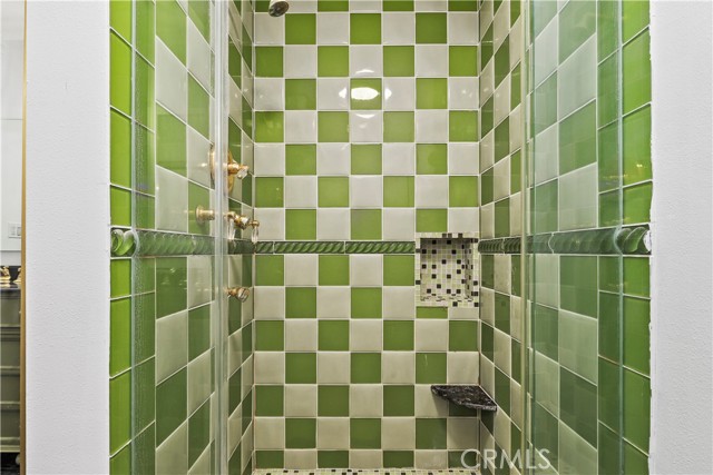 Detail Gallery Image 24 of 34 For 1045 N Kings Rd #105,  West Hollywood,  CA 90069 - 2 Beds | 2 Baths