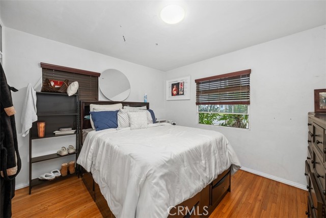 12343 Rives Avenue, Downey CA: https://media.crmls.org/medias/7ff63d0e-2e1f-4859-97de-fbeefb4e7933.jpg