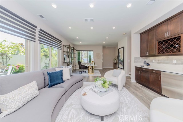 195 Stellar, Irvine CA: https://media.crmls.org/medias/7ff66deb-d9c3-42c5-8b8b-d61d7b99a099.jpg