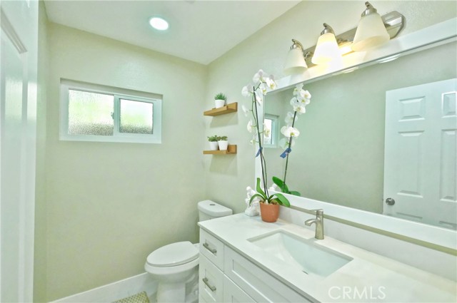 16329 Cherry Fall Lane, Cerritos CA: https://media.crmls.org/medias/7ff693ee-6819-4069-9329-7f2ffba8e696.jpg