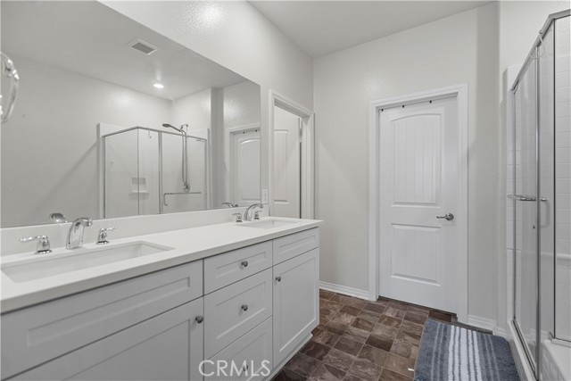7118 Vernazza, Eastvale CA: https://media.crmls.org/medias/7ff70ffc-b3b0-4135-9324-f7d1c15140ee.jpg