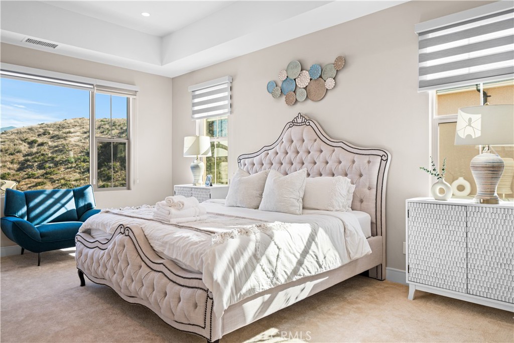 7ff869ce Ebf7 4168 Bd51 E3903fdd4ece