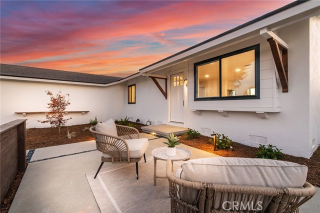 Detail Gallery Image 4 of 33 For 15801 Carrie Ln, Huntington Beach,  CA 92647 - 3 Beds | 2 Baths