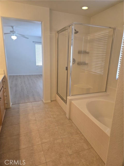 Detail Gallery Image 7 of 10 For 151 Carrotwood Ln Ln, Pomona,  CA 91767 - 4 Beds | 3 Baths