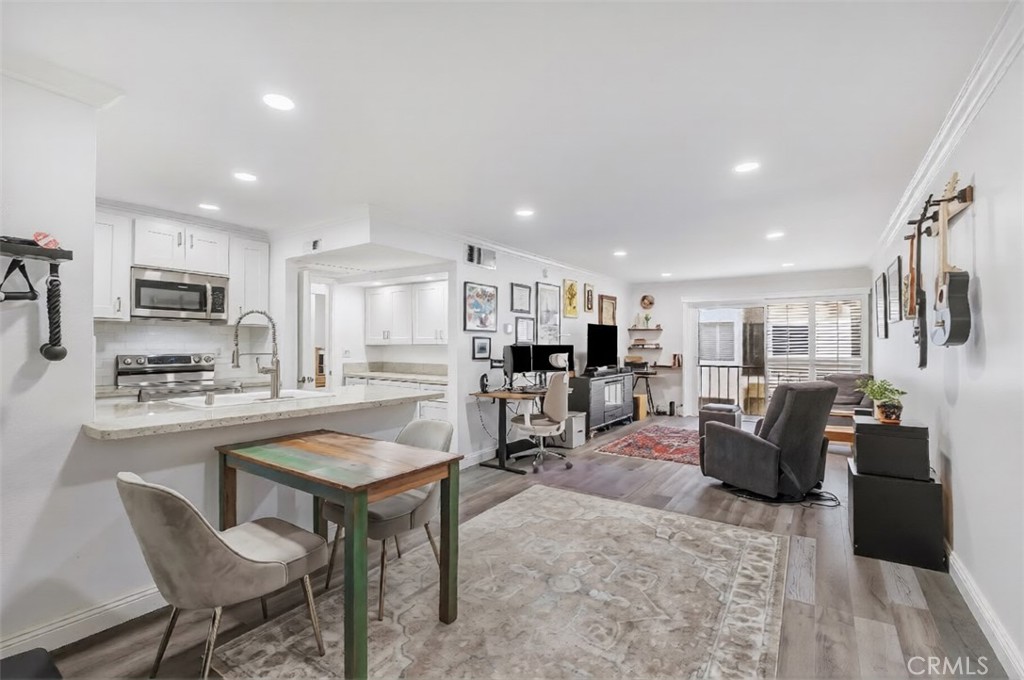5257 Radford Avenue #208
