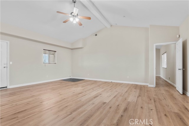 6953 Sierra Avenue, Fontana CA: https://media.crmls.org/medias/7ffb296c-4f8e-4df3-917a-1deeec930d9d.jpg