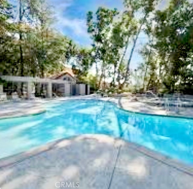2 Bed Home for Sale in Thousand Oaks, California
