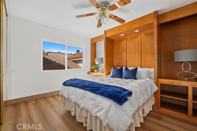 9 Aberdeen st, Irvine CA: https://media.crmls.org/medias/7ffcaa1f-6ec1-4575-9b0d-3d1edc3b01ad.jpg