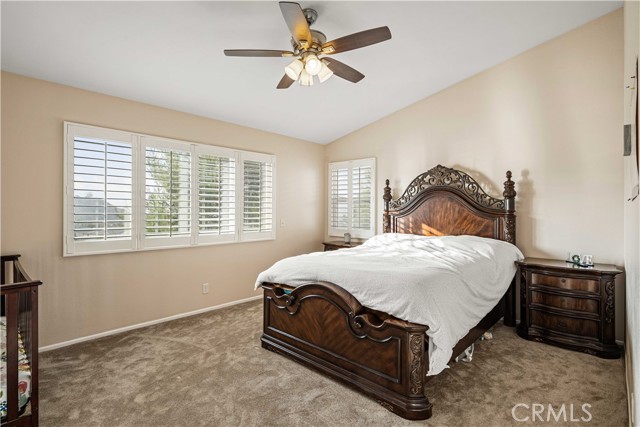 Detail Gallery Image 13 of 17 For 26527 Cardinal Dr, Canyon Country,  CA 91387 - 5 Beds | 3 Baths