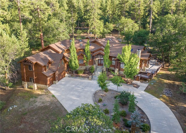 42143 Switzerland Drive, Big Bear CA: https://media.crmls.org/medias/7ffdbeac-a408-4c6a-bb50-d3430d6342ff.jpg