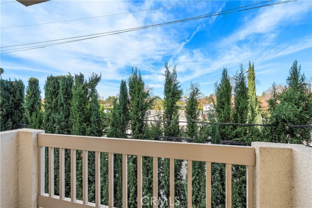 Detail Gallery Image 22 of 29 For 11531 Riverside Dr #209,  Valley Village,  CA 91602 - 2 Beds | 2 Baths