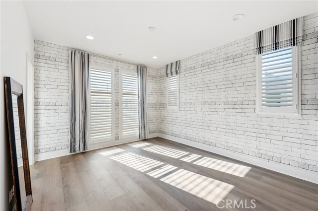 3rd floor ensuite